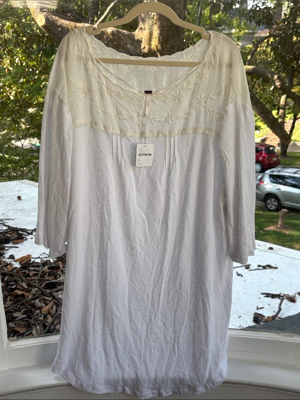 Free People Cream & White Embroidered Peasant Tunic-Size L